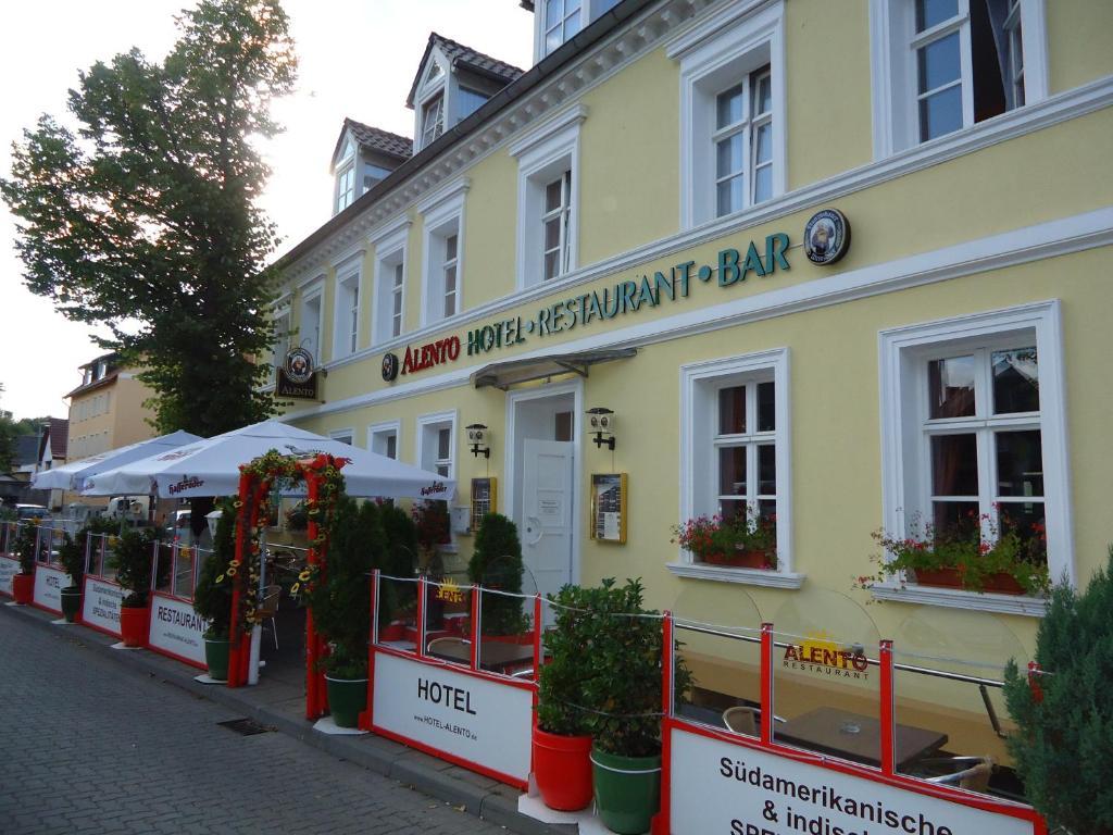Hotel Alento im Deutschen Haus Magdeburg Exterior foto
